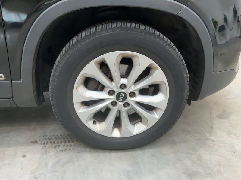 Kia Sorento 2.2 CRDi Vision 4WD 2013 – снимка 11