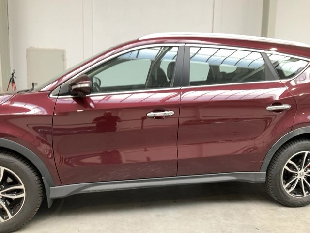 DFSK Glory 580 1.5 Turbo Luxury 2022 – снимка 4