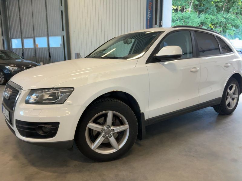 Audi Q5 2.0 TDI quattro 2010 – снимка 1