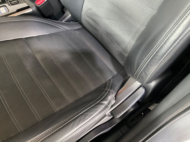 Mitsubishi Outlander 2.4 PHEV 4WD 2019 – снимка 22