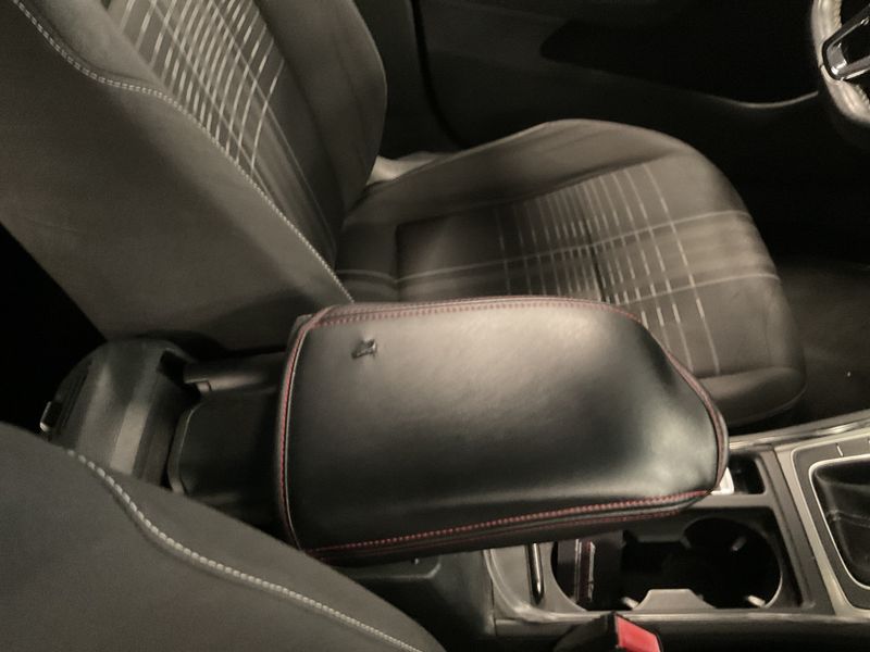 Volkswagen Golf VII 2.0 TDI Lounge BlueMotion Tech 2016 – снимка 22