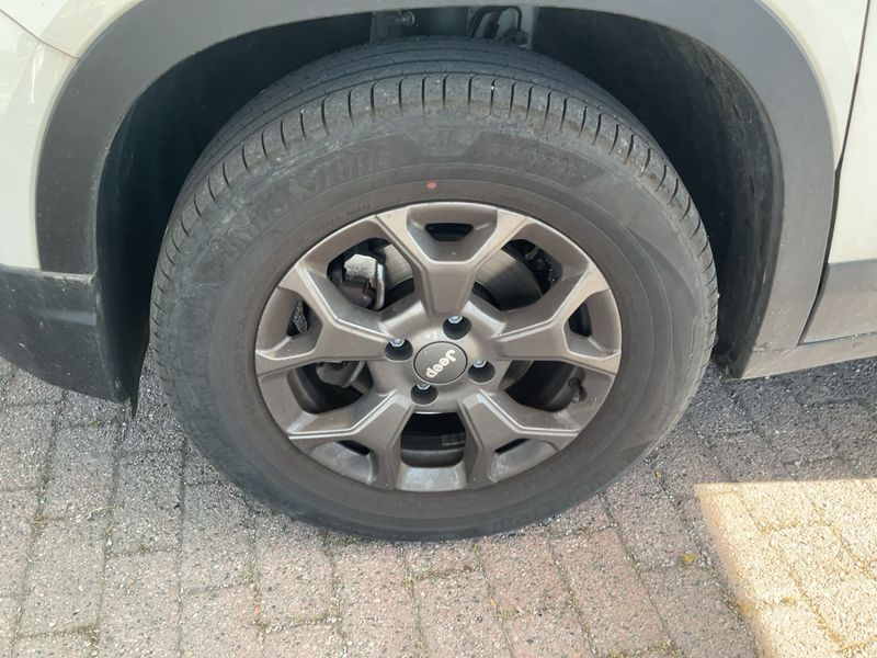 Jeep Avenger 1.2 T-GDI Longitude 2023 – снимка 3