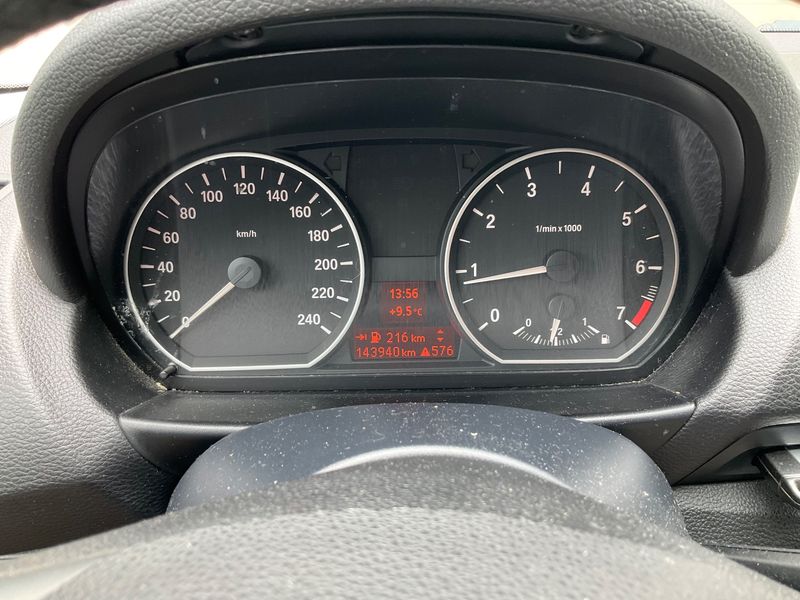 BMW 1er 116i 2011 – снимка 4