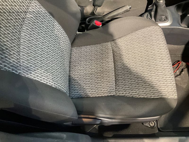 Toyota Yaris 1.33 Dual VVT-i Life 2014 – снимка 26