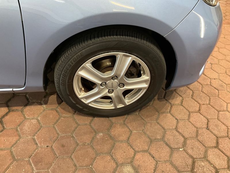 Toyota Yaris 1.33 Dual VVT-i Life 2014 – снимка 11
