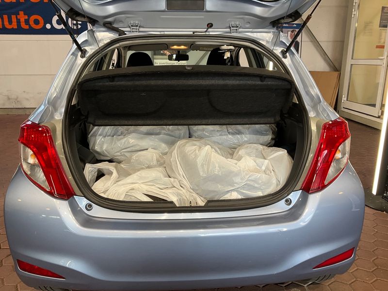 Toyota Yaris 1.33 Dual VVT-i Life 2014 – снимка 16