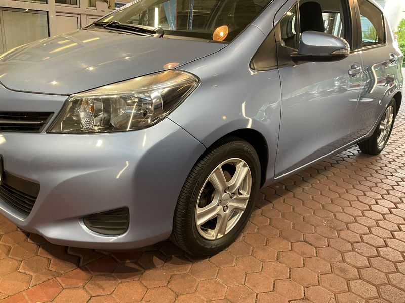 Toyota Yaris 1.33 Dual VVT-i Life 2014 – снимка 2