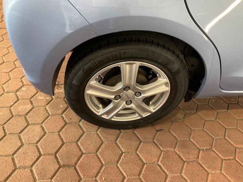 Toyota Yaris 1.33 Dual VVT-i Life 2014 – снимка 9