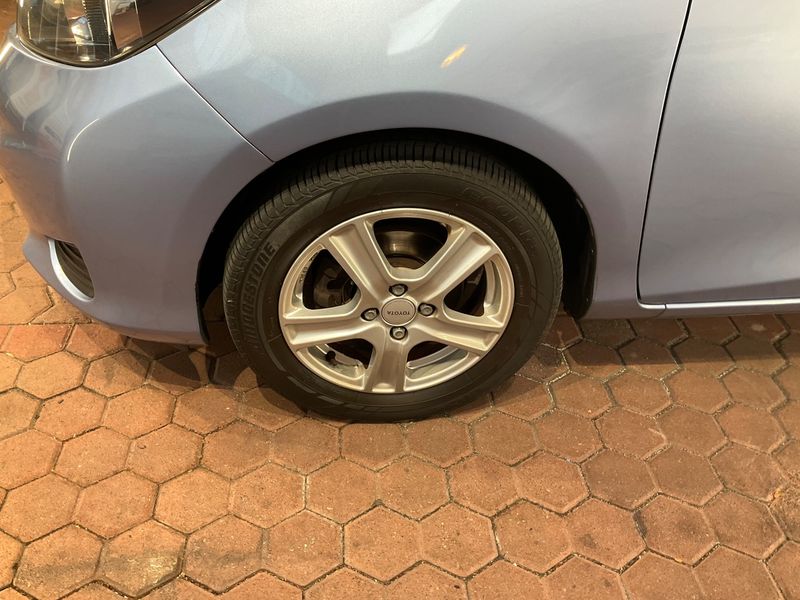 Toyota Yaris 1.33 Dual VVT-i Life 2014 – снимка 3