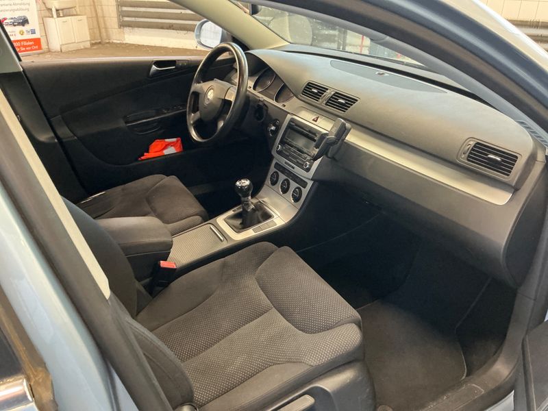 Volkswagen Passat 2.0 TDI Comfortline 2009 – снимка 3