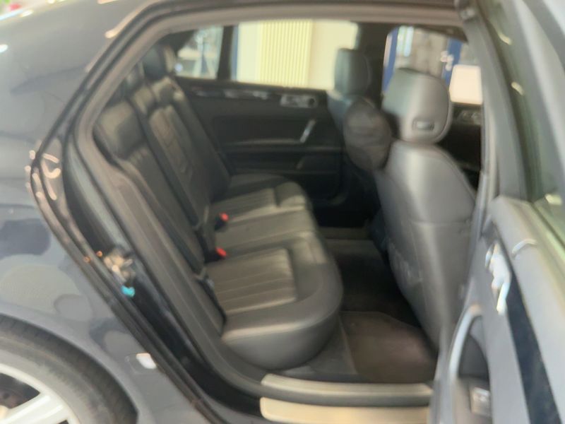 Volkswagen Phaeton 3.0 V6 TDI 4Motion 2015 – снимка 19