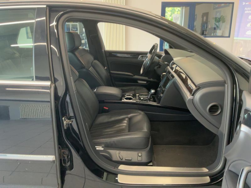 Volkswagen Phaeton 3.0 V6 TDI 4Motion 2015 – снимка 16