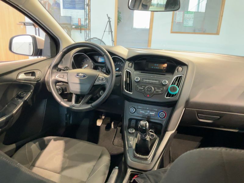 Ford Focus 1.0 EcoBoost Trend 2018 – снимка 18