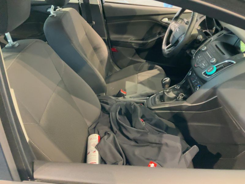 Ford Focus 1.0 EcoBoost Trend 2018 – снимка 17