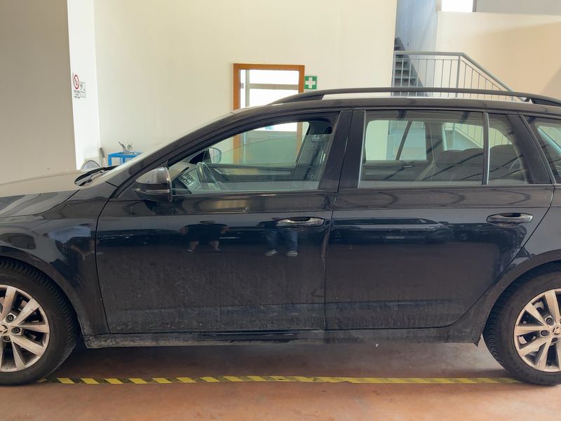 Skoda Octavia 1.6 TDI Executive 2016 – снимка 4