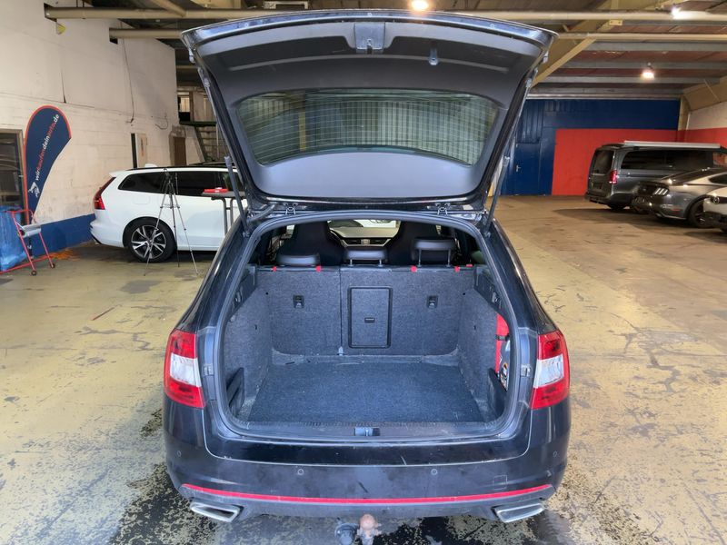Skoda Octavia 2.0 TDI RS 2016 – снимка 15