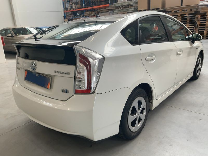 Toyota Prius 1.8 Active 2012 – снимка 8