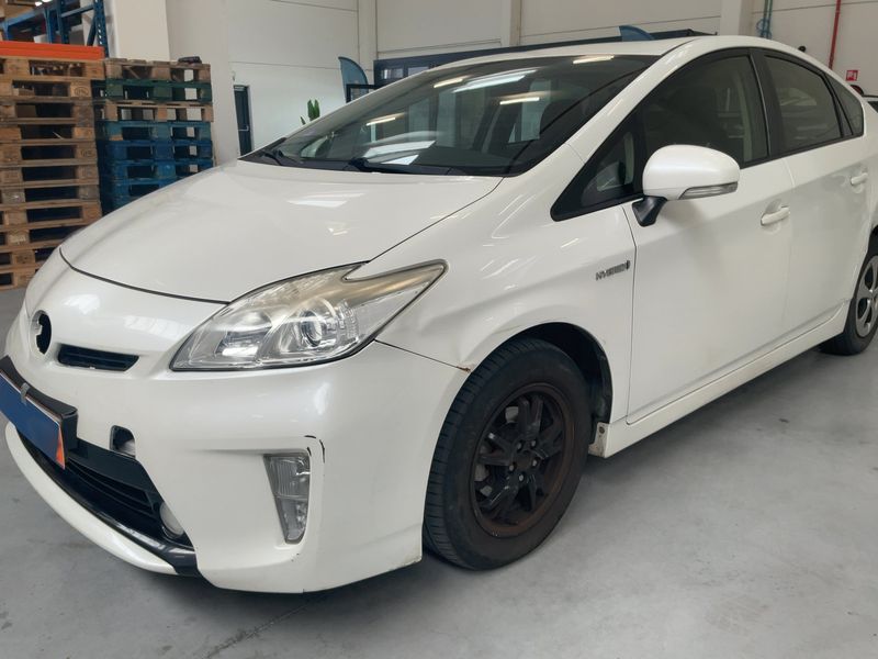 Toyota Prius 1.8 Active 2012 – снимка 2