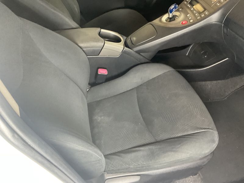 Toyota Prius 1.8 Active 2012 – снимка 37