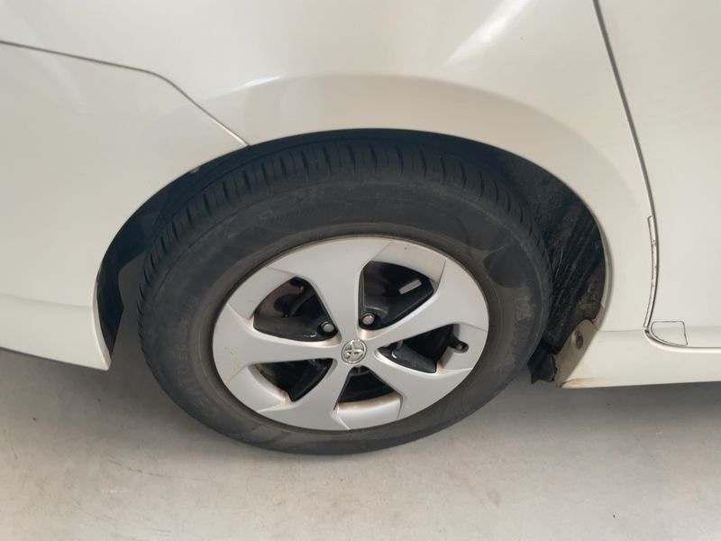 Toyota Prius 1.8 Active 2012 – снимка 9