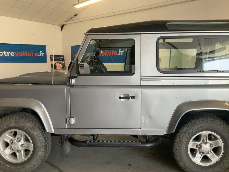 Land Rover Defender 2.2 Td4 90 E Station Wagon 2013 – снимка 4