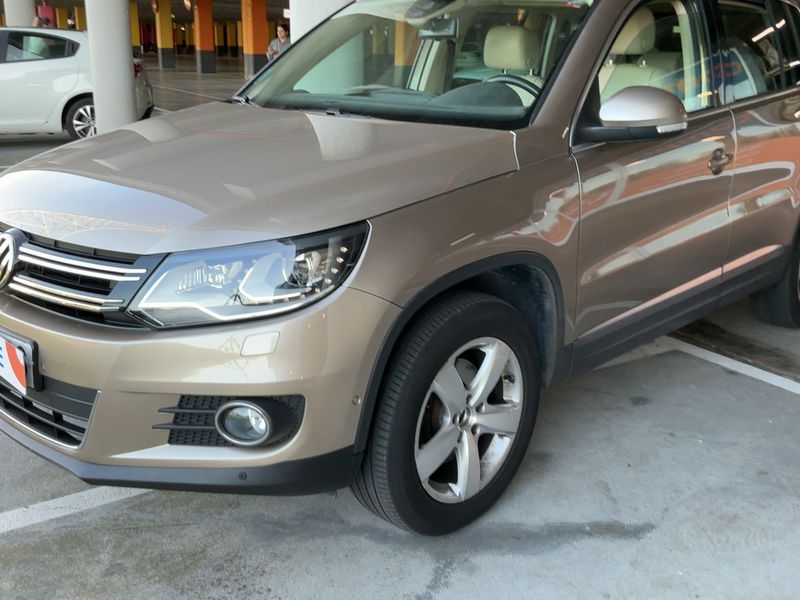 Volkswagen Tiguan 2.0 TSI 4Motion Sport 2015 – снимка 2