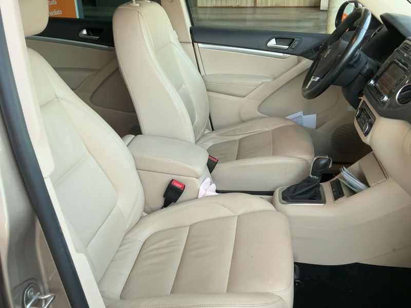 Volkswagen Tiguan 2.0 TSI 4Motion Sport 2015 – снимка 16
