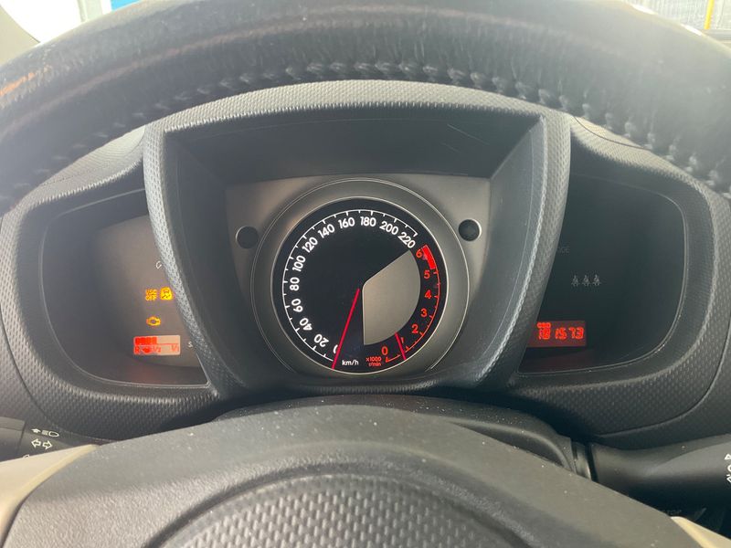 Toyota Urban Cruiser 1.4 D-4D High 2009 – снимка 4