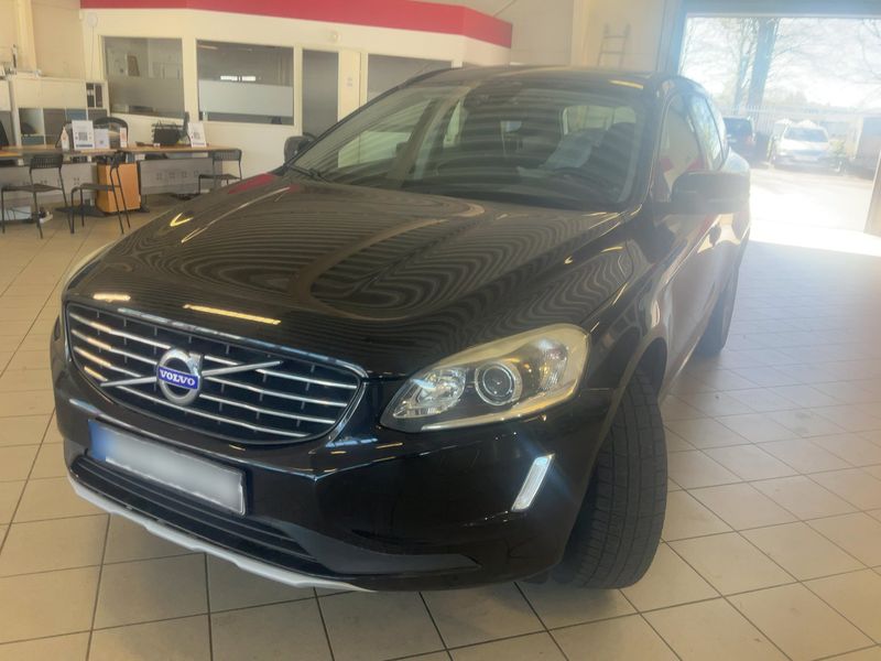 Volvo XC60 2.0 D4 Momentum 2WD 2016 – снимка 1