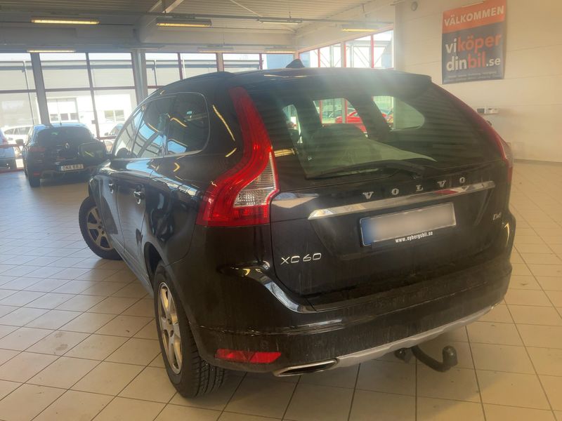 Volvo XC60 2.0 D4 Momentum 2WD 2016 – снимка 6