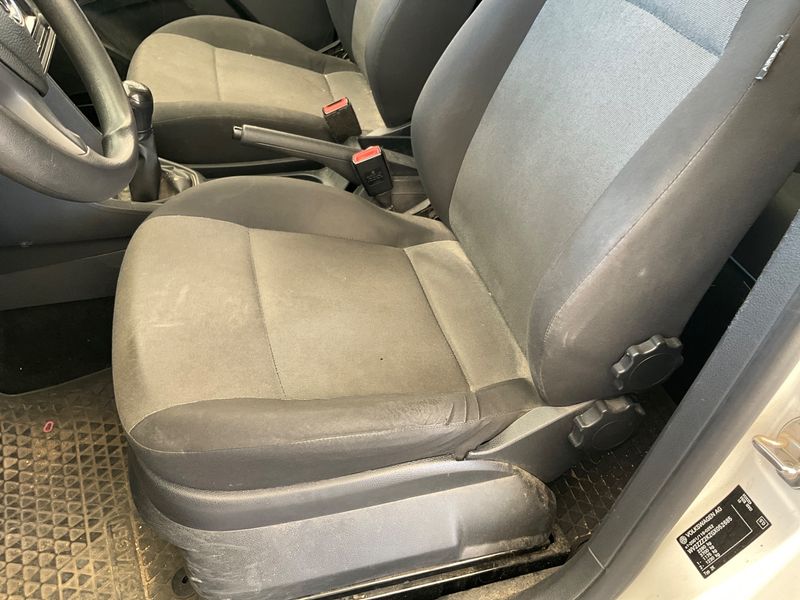 Volkswagen Caddy 2.0 TDI Maxi BlueMotion Tech 2015 – снимка 37