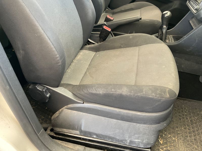 Volkswagen Caddy 2.0 TDI Maxi BlueMotion Tech 2015 – снимка 42