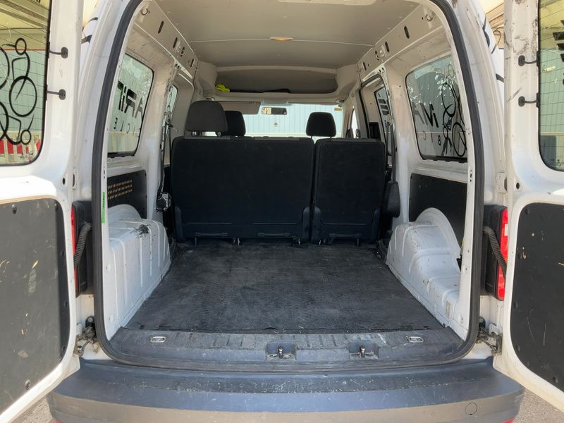 Volkswagen Caddy 2.0 TDI Maxi BlueMotion Tech 2015 – снимка 15