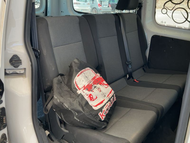 Volkswagen Caddy 2.0 TDI Maxi BlueMotion Tech 2015 – снимка 19