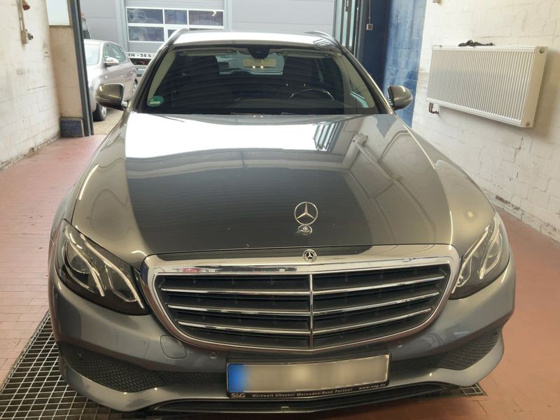 Mercedes-Benz E-Klasse E 220 d Standard 2017 – снимка 14
