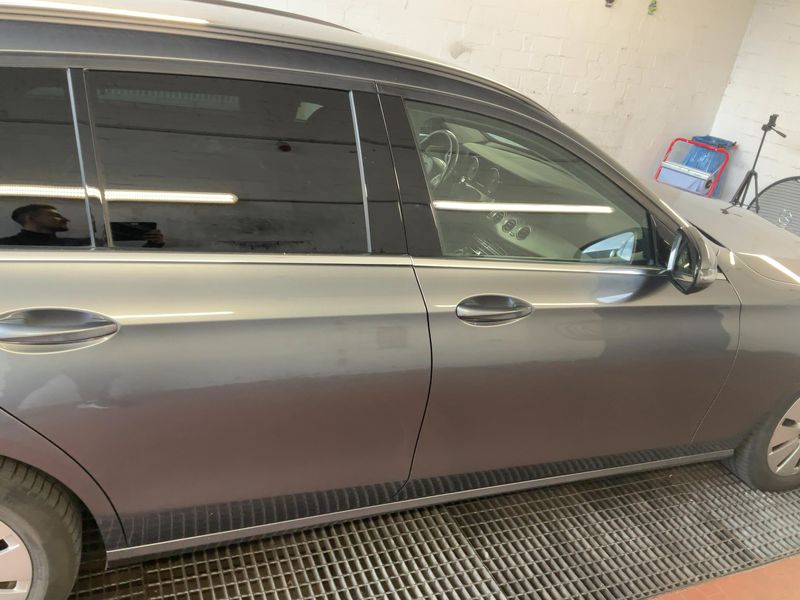 Mercedes-Benz E-Klasse E 220 d Standard 2017 – снимка 10