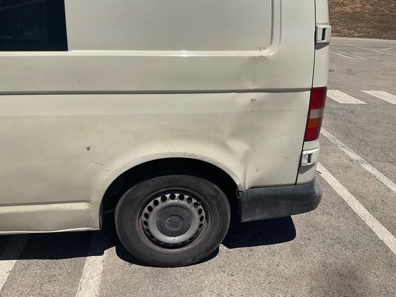 Volkswagen T5 Kombi 1.9 TDI 2007 – снимка 28