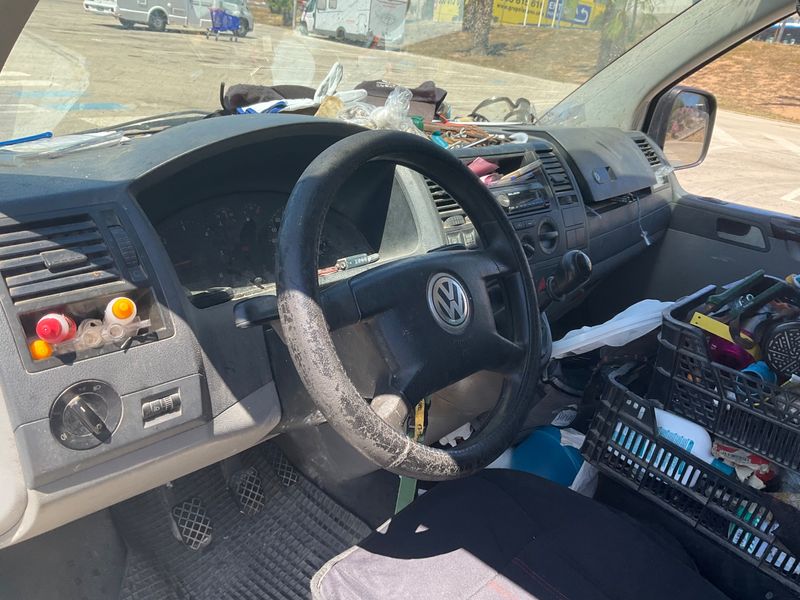 Volkswagen T5 Kombi 1.9 TDI 2007 – снимка 17