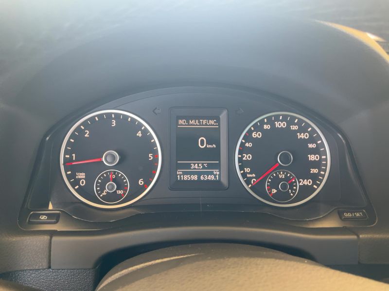 Volkswagen Tiguan 2.0 TDI Sport 2011 – снимка 18
