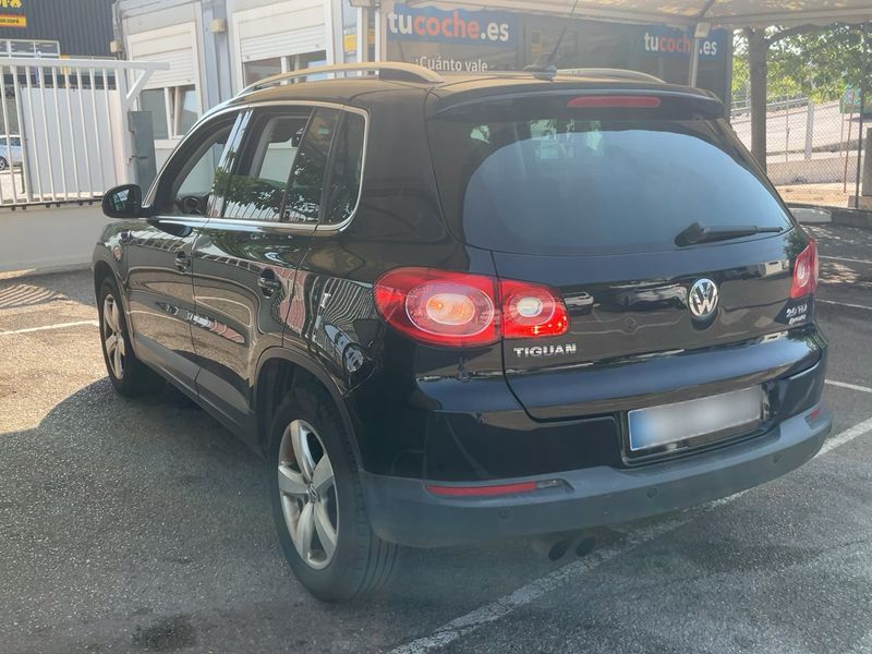 Volkswagen Tiguan 2.0 TDI Sport 2011 – снимка 6