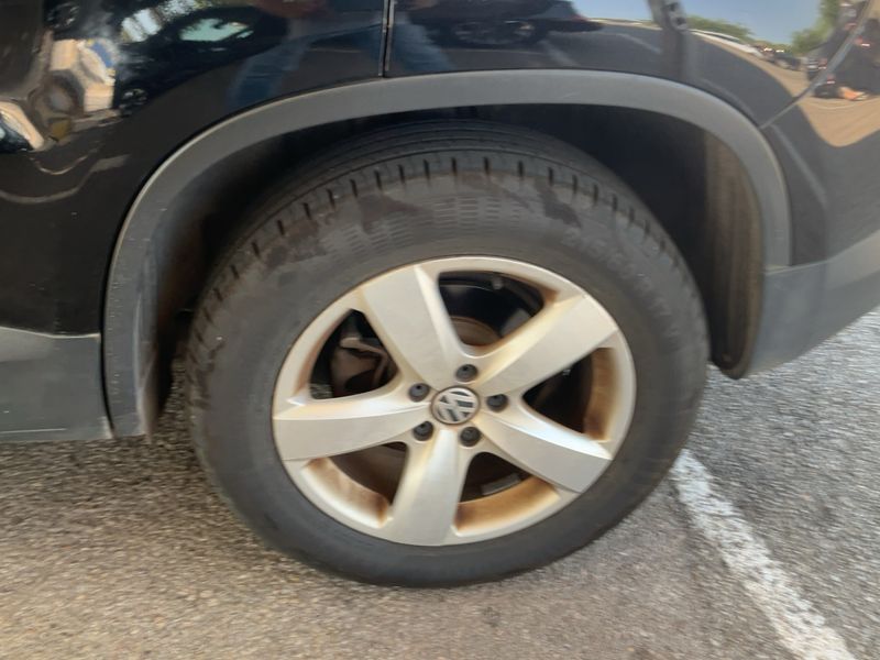 Volkswagen Tiguan 2.0 TDI Sport 2011 – снимка 5