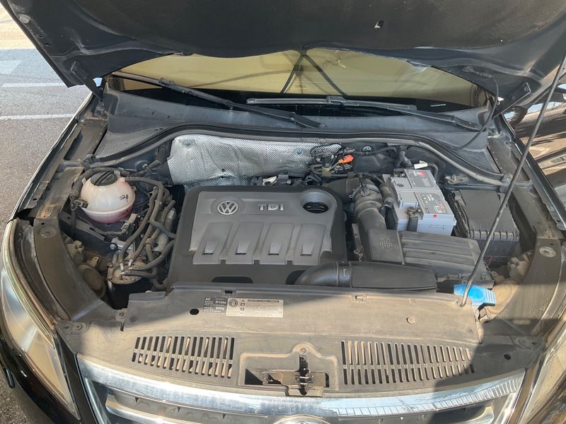 Volkswagen Tiguan 2.0 TDI Sport 2011 – снимка 36