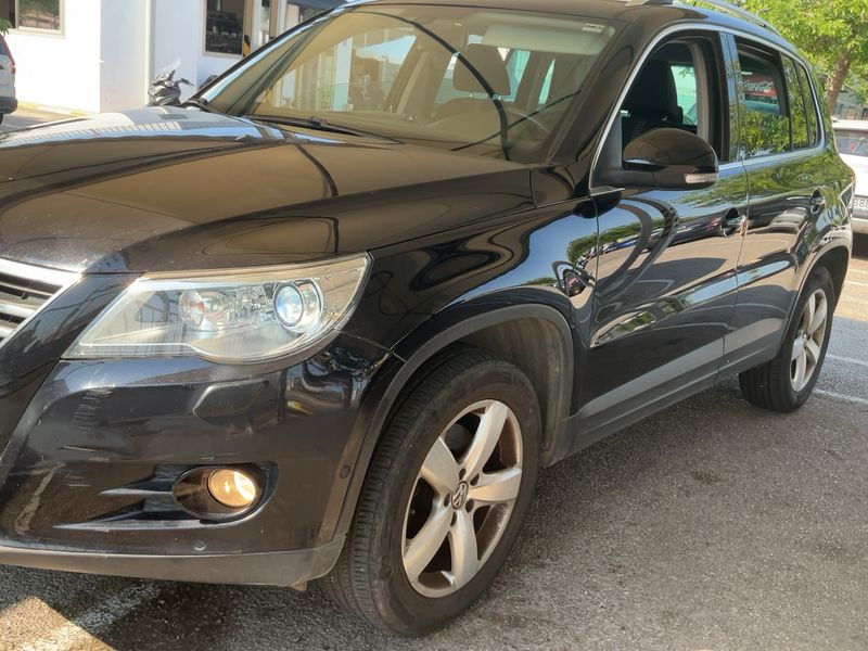 Volkswagen Tiguan 2.0 TDI Sport 2011 – снимка 2