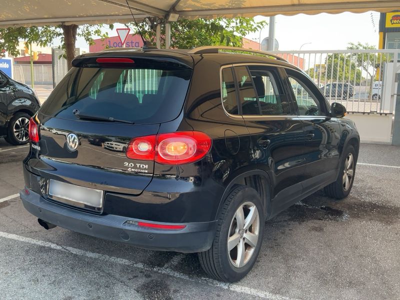 Volkswagen Tiguan 2.0 TDI Sport 2011 – снимка 8