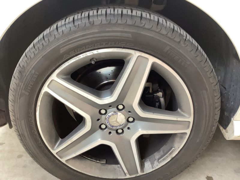 Mercedes-Benz GLE-Klasse GLE 350 d 4Matic AMG Line 2016 – снимка 3