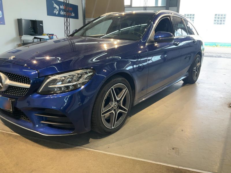 Mercedes-Benz C-Klasse C 300 d T 4Matic AMG Line 2019 – снимка 2
