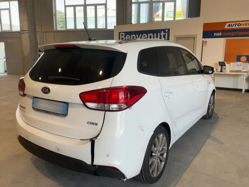 Kia Carens 1.7 CRDi Class 2015 – снимка 8