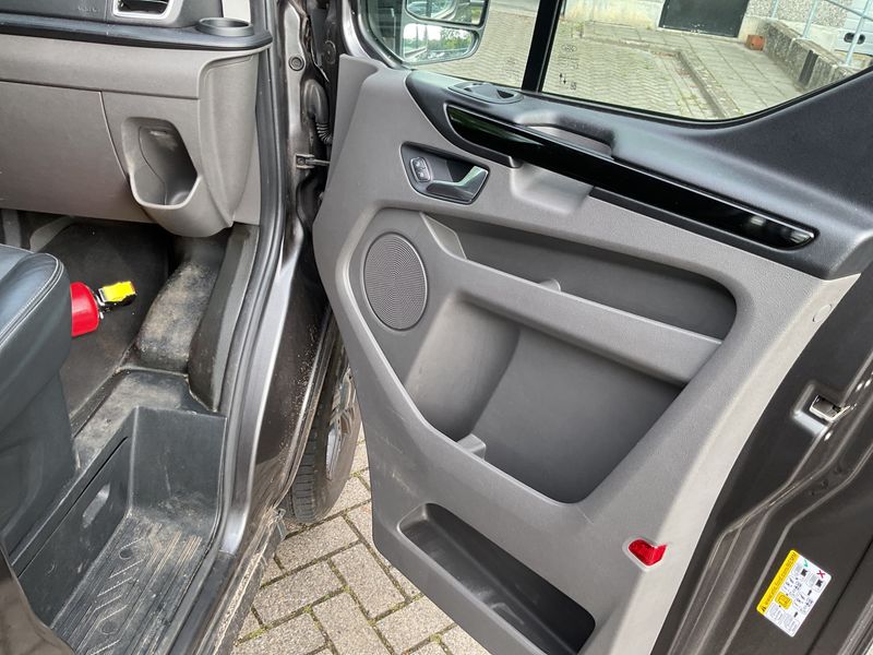 Ford Transit Custom 2.0 TDCi 310 L1 Sport 2020 – снимка 27