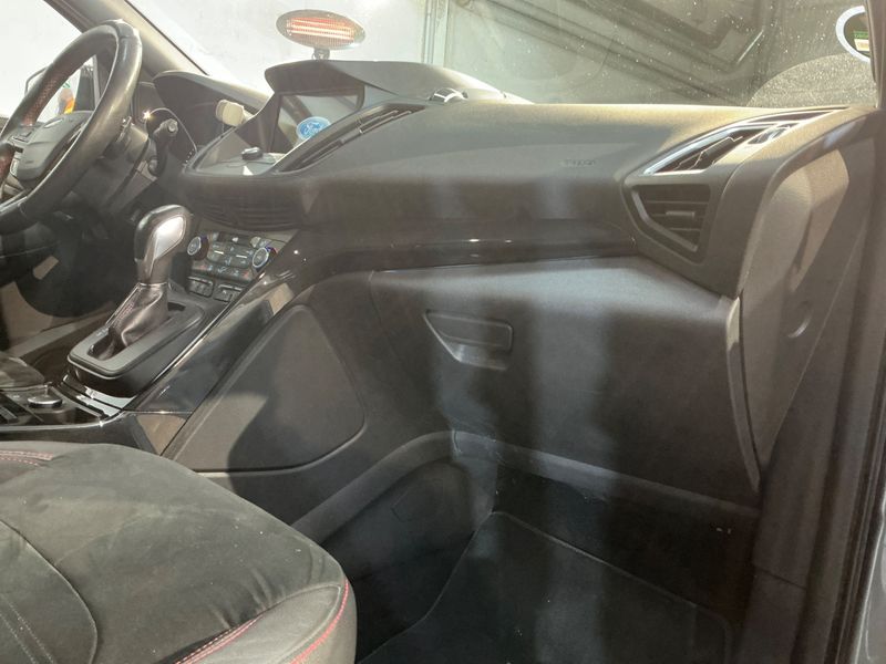 Ford Kuga 2.0 TDCi ST-Line 2018 – снимка 25