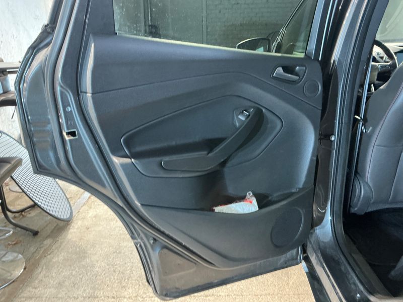 Ford Kuga 2.0 TDCi ST-Line 2018 – снимка 27